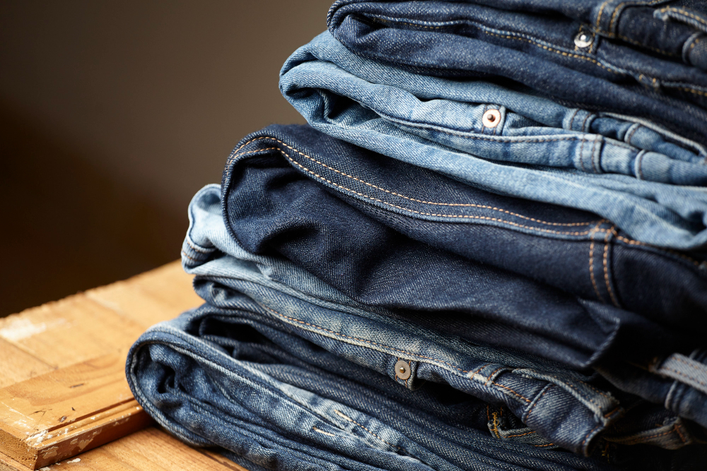10 Celana Jeans Lokal Terbaik yang Mendunia 2024